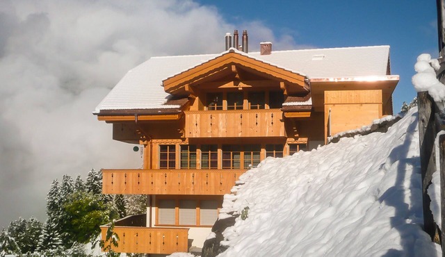 #Chalet Aberot.HOLIDAY FLAT #1 - BEST LOCATION & VIEWS IN TOWN