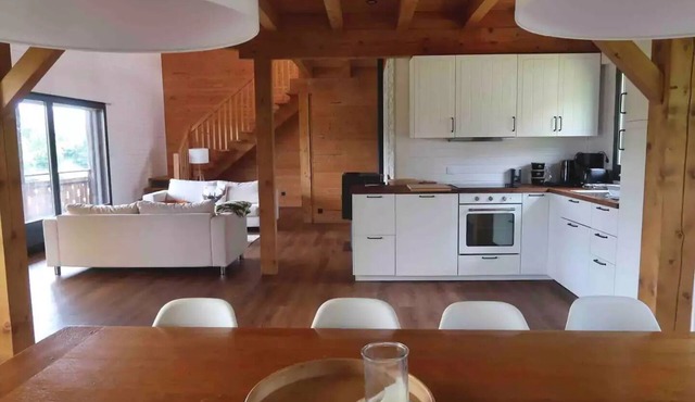 Chalet Accueillant Avec vue sur le lac de Narlay