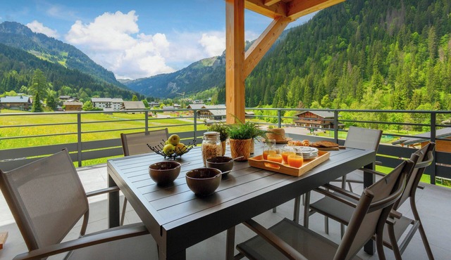 Chalet Alphonse - mountain break for 10 in Châtel with sauna - OVO Network