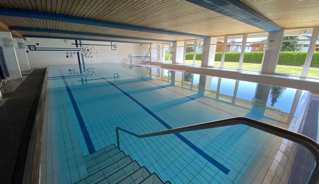 Chalet-apartment in Flims Laax with balcony, swimming pool, sauna, Jacuzzi, wireless and TG
