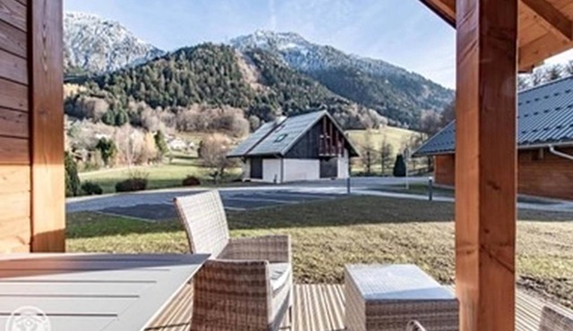 Chalet Arclosan, sleeps 8 to 10. Located in the Val de Tamié.