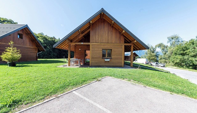 Chalet 'Arclosan - Val De Tamié' with Mountain View, Private Terrace & Wi-Fi