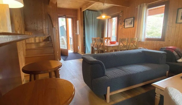 Chalet Aster 2 at the foot of Piste 007 - Peyragudes ski resort