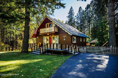 Chalet at the base of Schweitzer Mountain