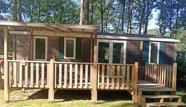 Chalet au Camping Tohapi, à 35 km de Paris Avec Piscine