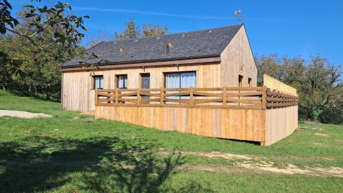 Chalet au calme avec Piscine hivernale chauffée