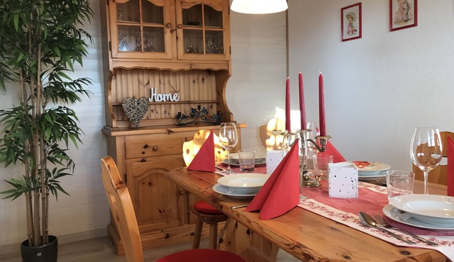 Chalet 'Auszeit' with Mountain View, Garden & Wi-Fi