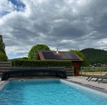 Chalet avec Jacuzzi et Piscine, déco soignée esprit cocooning