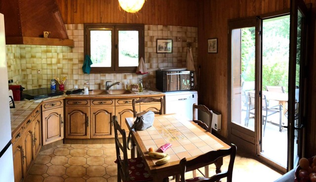 Chalet Bernex, 4 bedrooms, 10 persons