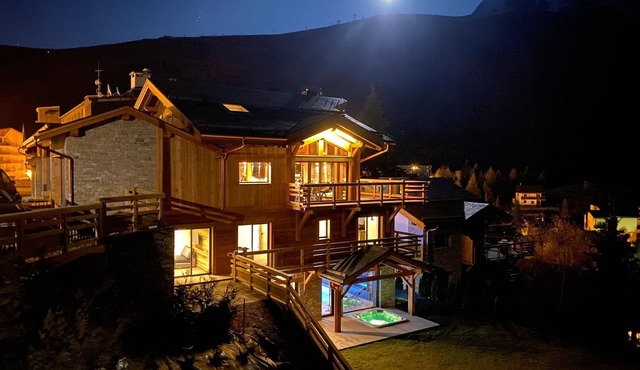 Chalet Black Combs, Swimming pool, Sauna, Jacuzzi, Cinema, Massage, Billiards, Sport, PMR