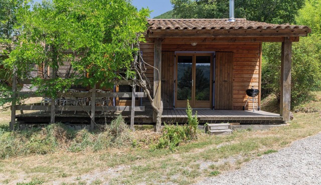 Chalet 'Bleu 6 Personnes Piscine' with Mountain View, Private Terrace and Wi-Fi