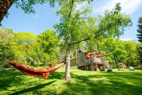 Chalet bord de rivière, 7500 m2 de nature