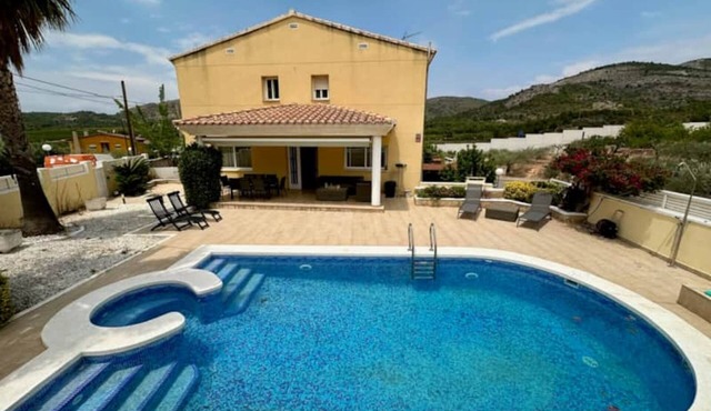 Chalet Borriol Golf REF 028