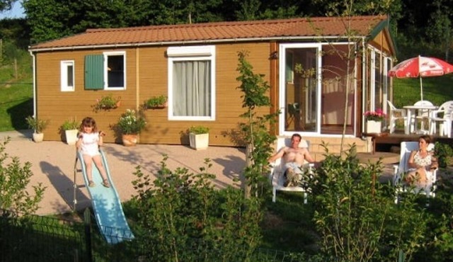 Chalet bungalow, Internet access and spas, at a low price