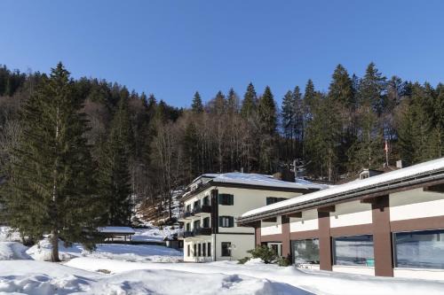 Chalet by Hotel Bad Serneus