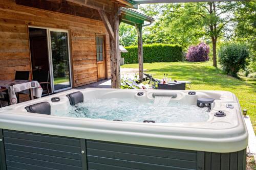 Chalet Cèdre - Les Chalets de Barruérot - Spa jacuzzi privatif