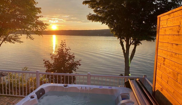 Chalet intime pour villégiature avec accès au Lac et à 2 minutes du Mont de ski!