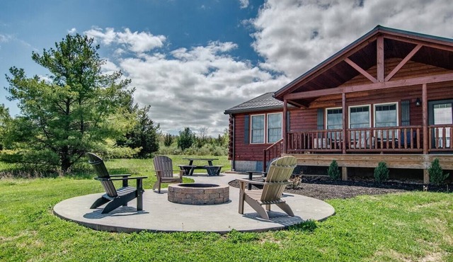 Chalet cabin on Seneca lake wine trail