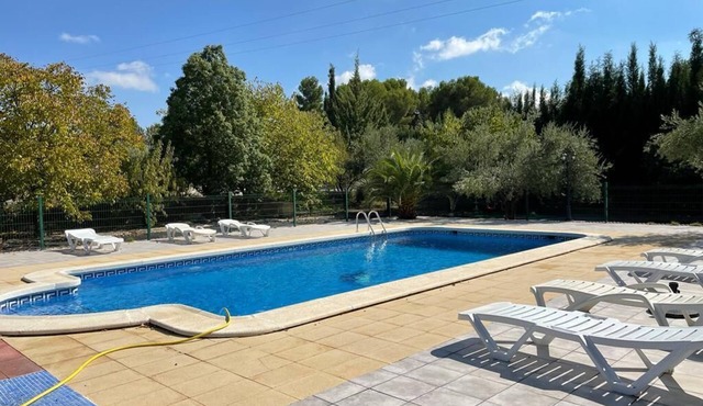 Chalet Casa de Lozano y Rueda with Mountain View, Pool, Garden & Wi-Fi