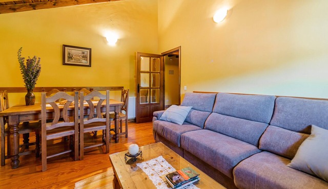 Chalet 'Casa Rural Las Hoyas Ll' with Mountain View