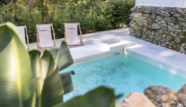 Chalet 'Casa Om' with Mountain View, Private Pool and Wi-Fi
