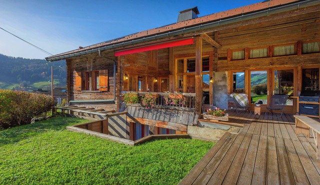 Chalet Cashmere Spirit - Luxury holiday for 10 with spa - OVO Network