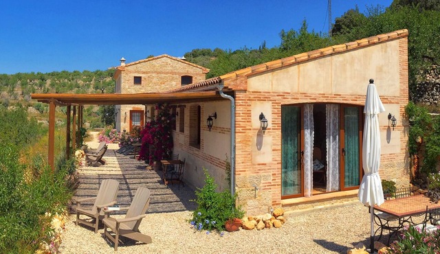 Chalet 'Casita Oliva - Can Elisa Tarbena' with Private Terrace and Wi-Fi