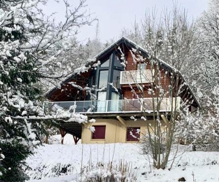 Chalet chaleureux à Basse-sur-le-Rupt, vue montagne superbe