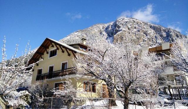 Chalet chaleureux a Briancon avec sauna