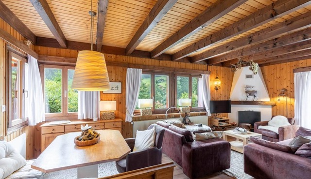 Chalet ChouChou - Three Bedroom Chalet, Sleeps 6