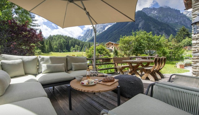 Chalet Cinq Moutons - Swiss mountain stay 14p, spa & nature - OVO Network