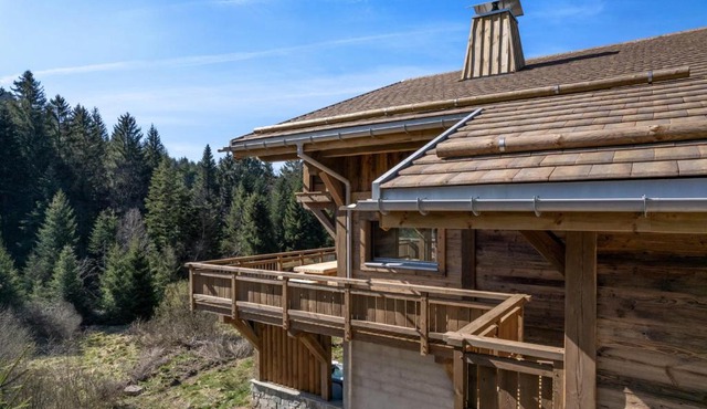 CHALET CLAEL Sports & Nature - Sleeps 14 - Pool Sauna & Hot Tub