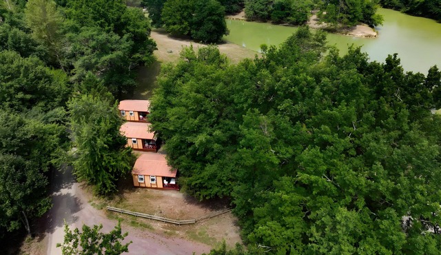 Chalet 'Club 5 Personnes 89' with Private Terrace, Private Garden and Wi-Fi