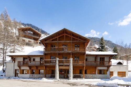 Chalet Coeur des Brévières by Chalet Chardons