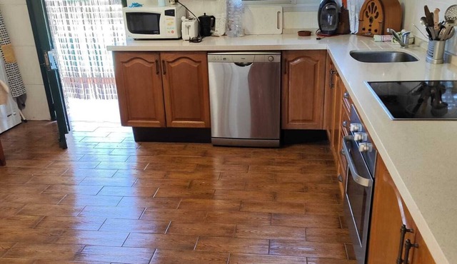 Chalet con Piscina a 10 min de Sevilla