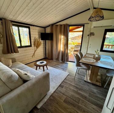 Chalet confort premium climatisé avec piscine