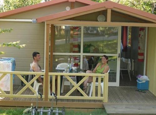 Chalet confortable 4 pers avec terrasse - API-1-52-1139