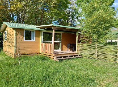 Chalet convivial pour familles avec terrasse accessible - API-1-52-1019