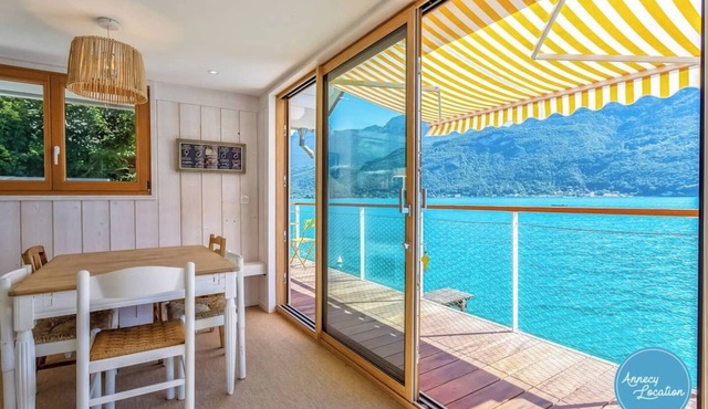 Chalet Coquillage – Waterfront Escape on Lake Annecy