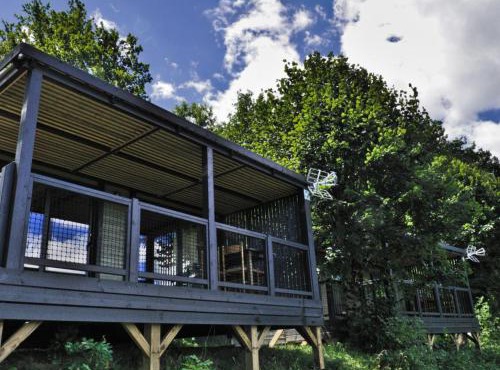 Chalet cosy de 6 personnes avec terrasse à Vic-sur-Cère - API-1-52-1255