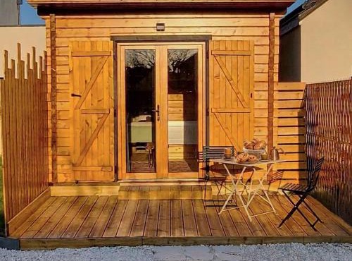 Chalet Cozy au calme avec terrace, parking et proche Orléans