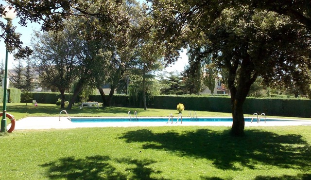 Chalet cuco ideal tourism 70km from Madrid, 19km from Segovia and 56km from Ávila