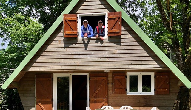 Chalet Dans le Parc D'un Manoir du Xixème