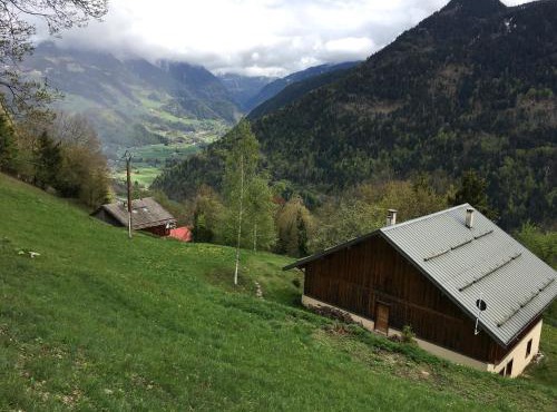 Chalet dans les alpages de Savoie