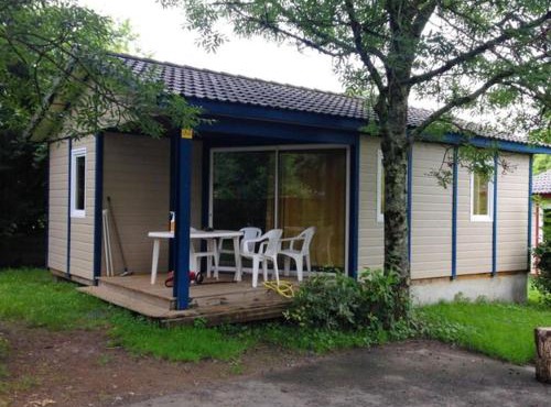 Chalet de 30m² avec Terrasse pour 6 personnes - API-1-52-1754