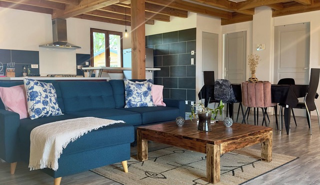 Chalet de Russac - 6 personnes - Jardin clôturé avec terrasse aménagée