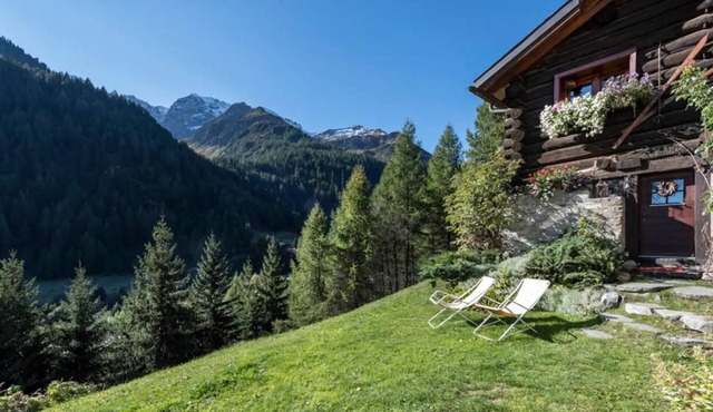 CHALET DEI FIORI - ROOM & APARTMENT