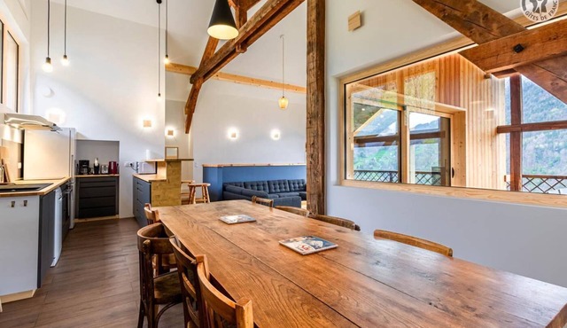 Chalet DES Ambrunes - Queige