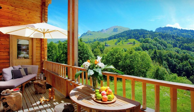 Chalet des Mômes - French Alps holiday 8p, spa & great views - OVO Network