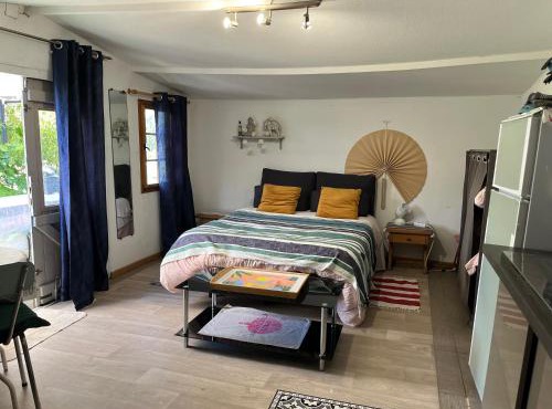 Chalet des oliviers 10mn CV Béziers dans propriété bien pour cyclistes